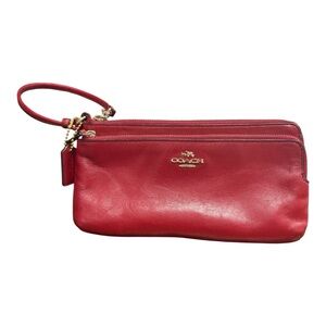 Coach Red Leather Wristlet with Gold Hardware – Classic Elegance WLT5